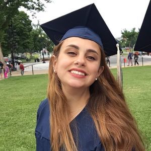 Meet your Posher, Maria